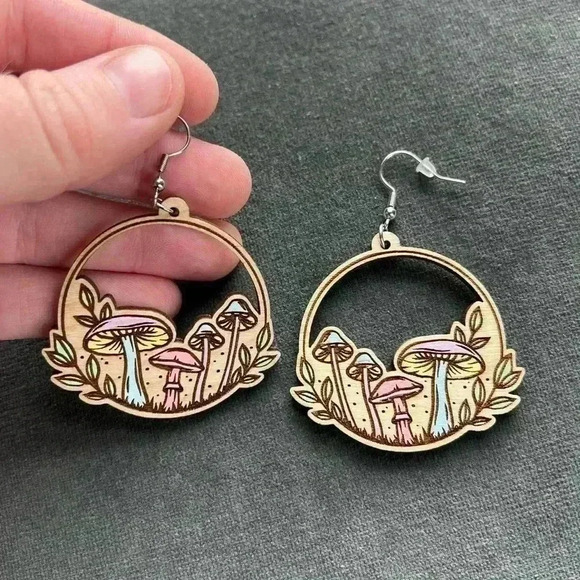 NEW Woodcut Mushroom Design Earrings Shrooms Psychedelic Hippie Boho Cottagecore - Picture 1 of 6